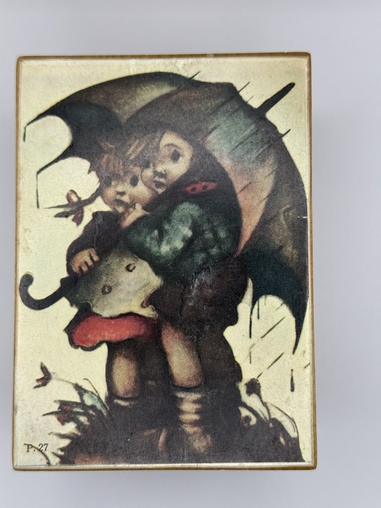 Vintage Hummel Wooden Musical Box Trinket Mint Condition
